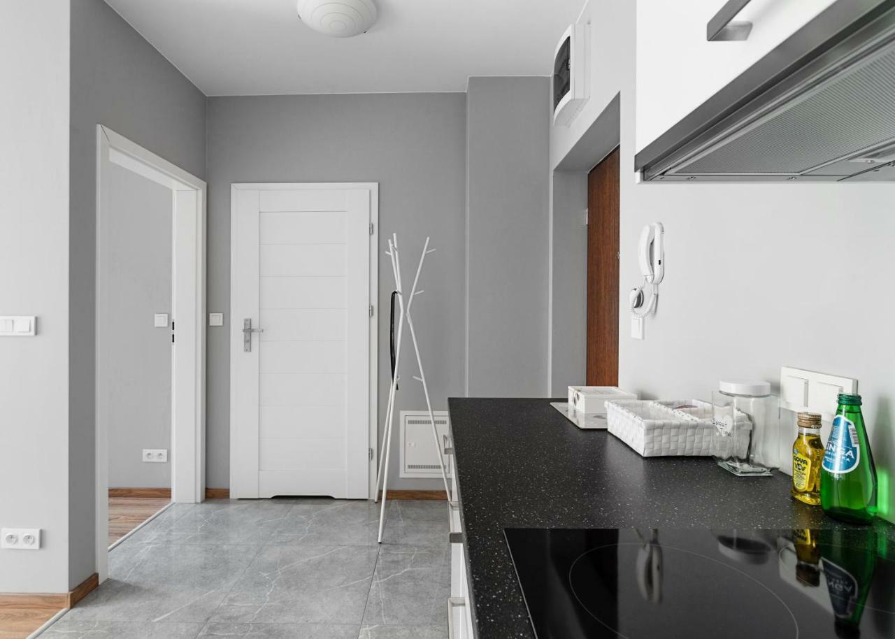 Warszawa-Wlochy Brilliant Apartment Dış mekan fotoğraf
