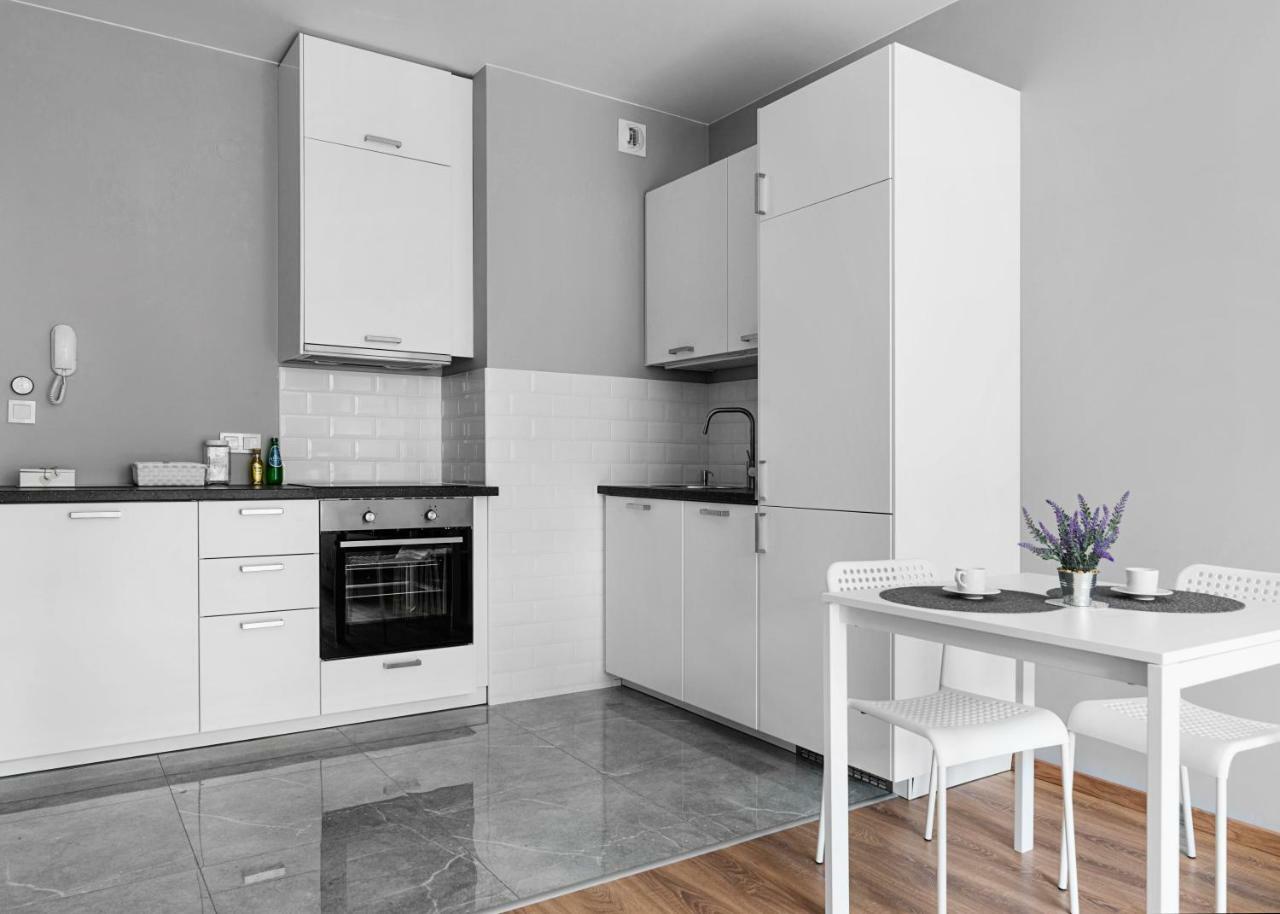 Warszawa-Wlochy Brilliant Apartment Dış mekan fotoğraf